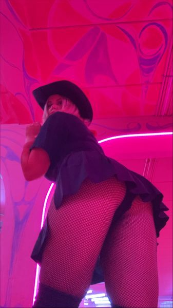 Miss Gothic Country