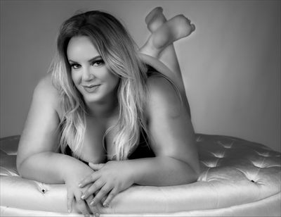 Nikki profile photo 2