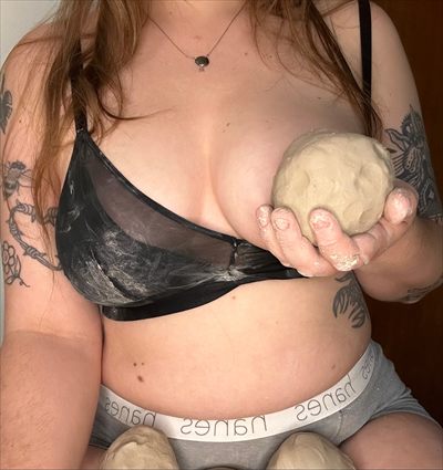 your pottery girl profile photo 2