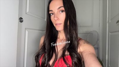 Femdom Sienna