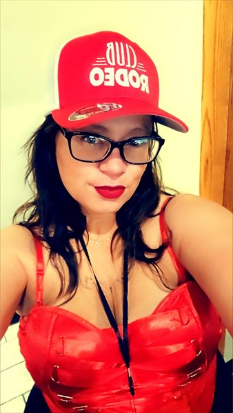Fun size mistress