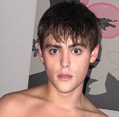 Dylan Fruits
