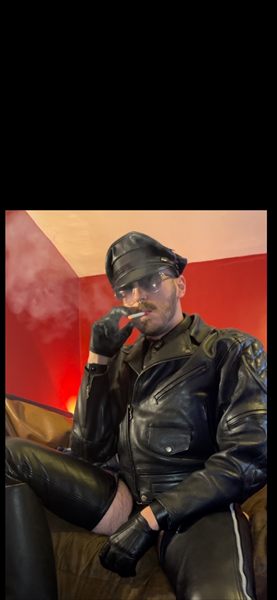 Leatherguy01 profile photo 2