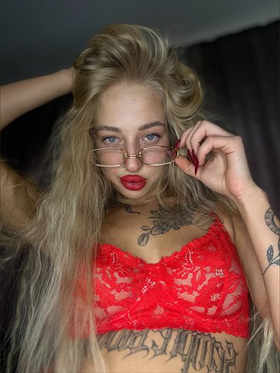𝑳𝒂𝒅𝒂💋
