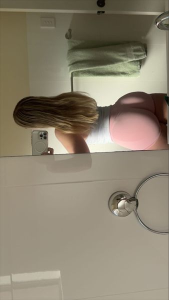 Khloe