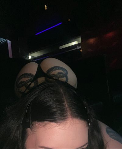Valarie profile photo 2