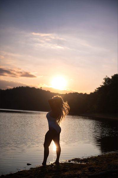 Curvy Sunshine 😘