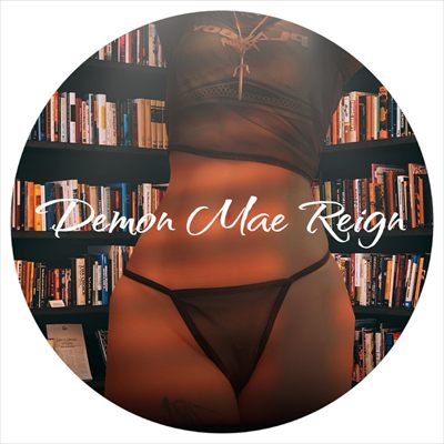 Demon Mae Reign 🖤 😈