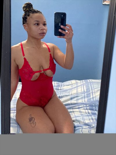 Little Light Red profile photo 3