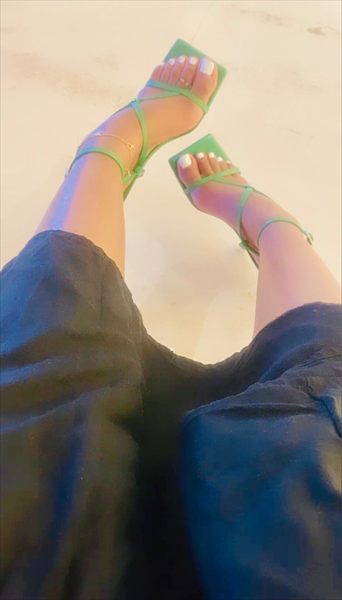 Toes to the Good Life🍾🥂🦶🏽