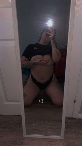 Pretty Abby 🥵