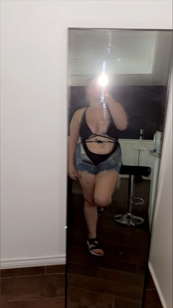Your favorite thick girl 🫶🏼 profile photo 2
