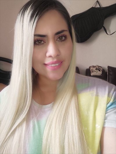 MiaQueen