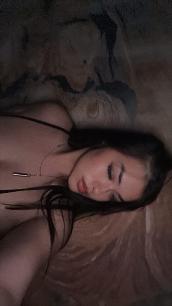 Backroomzbunny