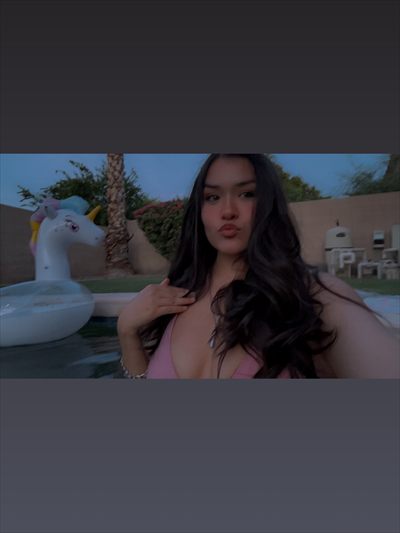 Backroomzbunny profile photo 2