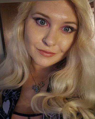 Bigbootybrat92