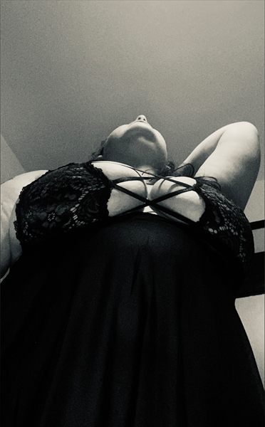 Curvy_Lyndsey
