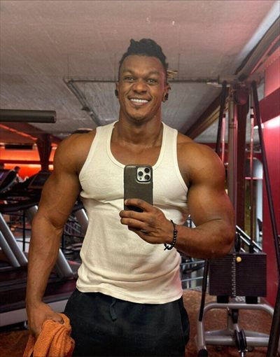 TopBlack22