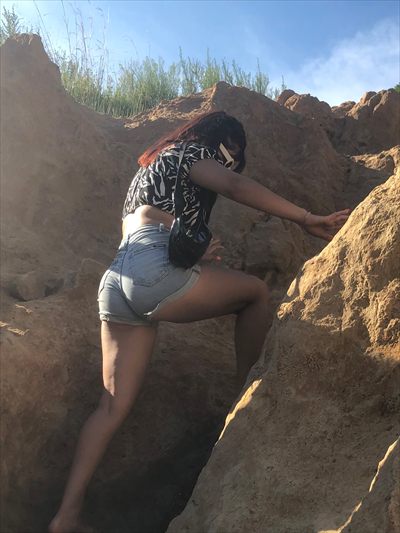 Ariana red ❤️ profile photo 2