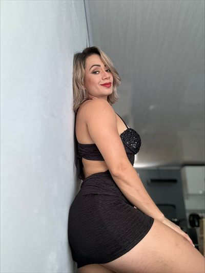 Andrea Saenz 🤍