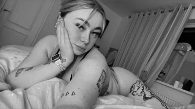 Ellie profile photo 2