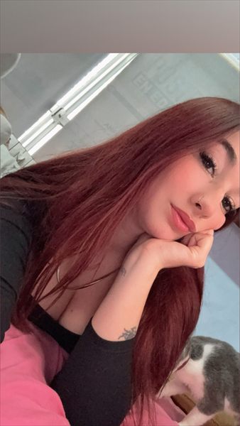 𝓛𝓪𝓻𝓪 💋