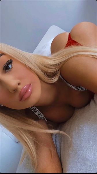 Natalia 👸🏼model from 🇵🇱