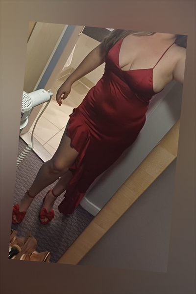 Welshswingerhotwife
