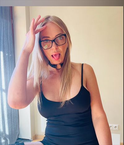 Mummy_blond