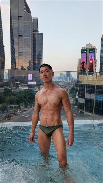 H0rnylondonlads profile photo 3