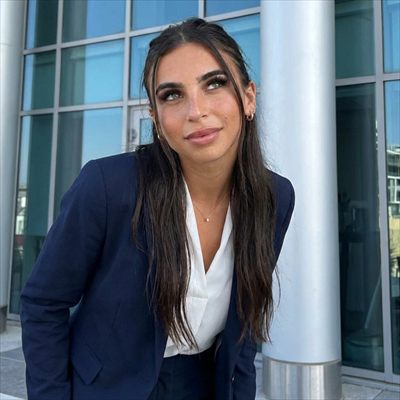 Carla 👩🏻‍💼