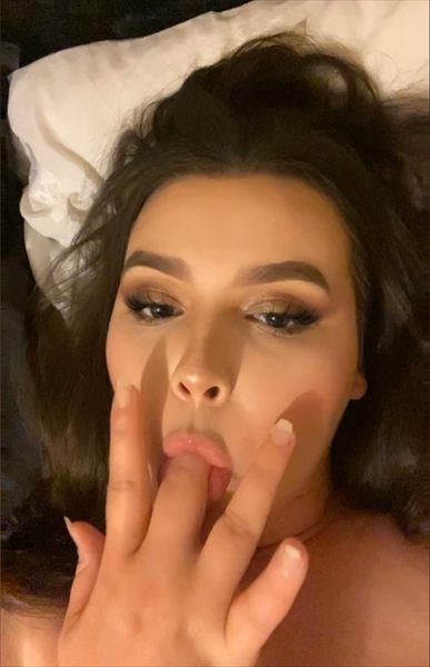 V 🤍