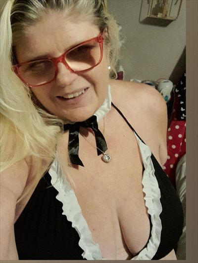 ERIKA CHERRY VIP