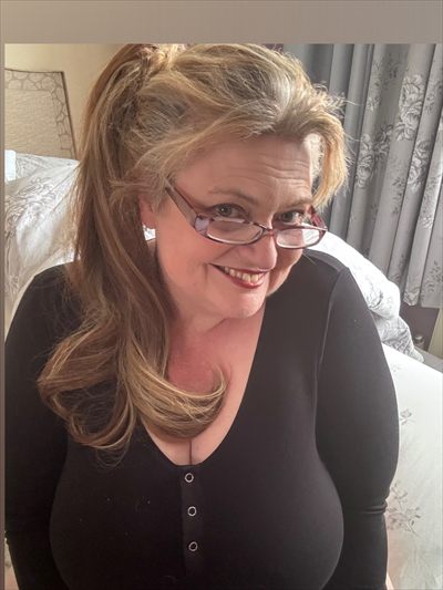 Lovely Lisa FREE