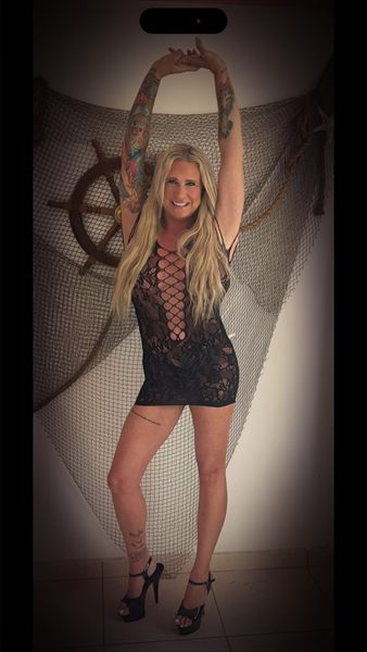 Carlie Vixen Free