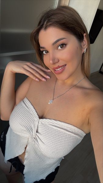 Emmelina Lark💎