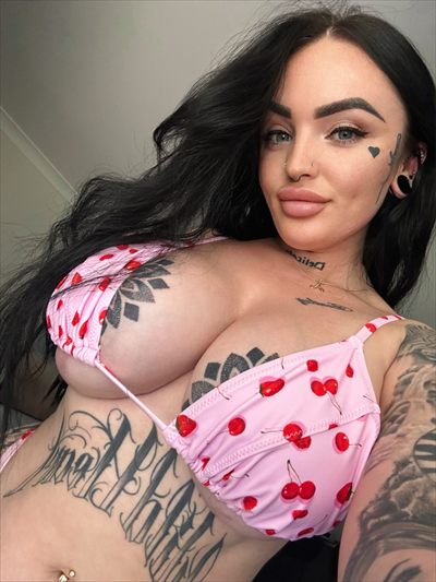 Tattooed brat FREE ACCESS 🩷