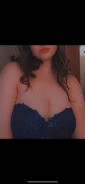 Evvie🍑