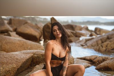 Zoe Alvarez 💚 profile photo 2