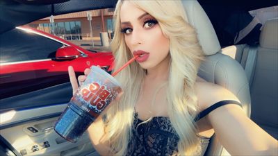 👱🏻‍♀️Barbie Doll 👑💋