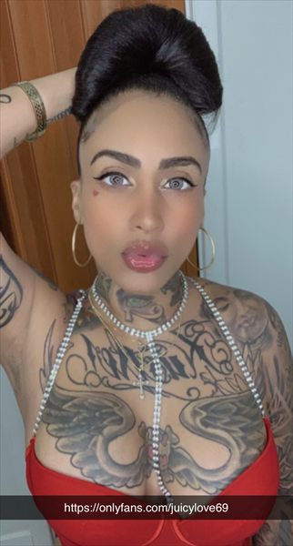Juicy Wet Wet💦💦💦 profile photo 2