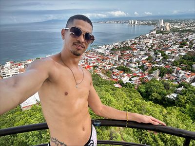 Axel Aguilera profile photo 2