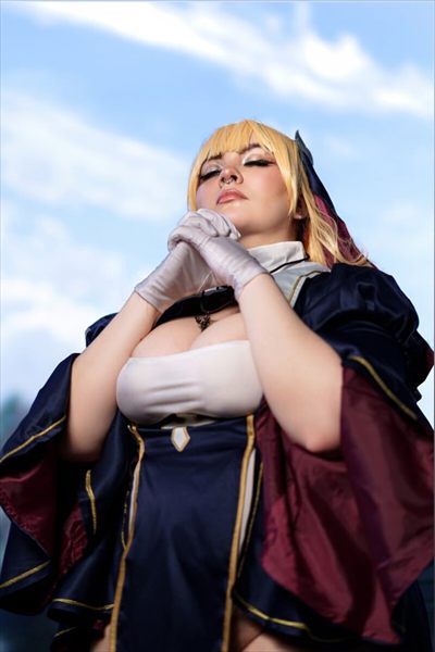 Lizzy D. Crown profile photo 3