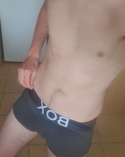 Hotlad98 profile photo 2
