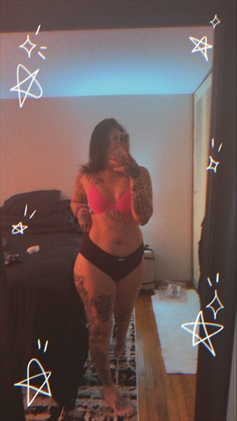 Ivy Rose profile photo 2