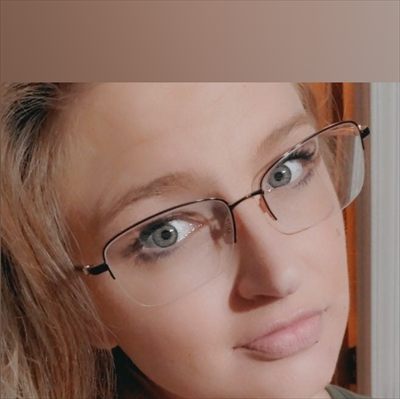 Skye Bennett profile photo 2