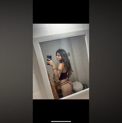 emi 🤍 profile photo 2