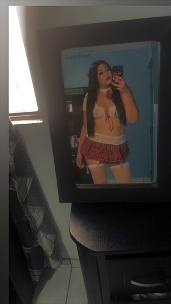 Angi Escobedo 😈 profile photo 2