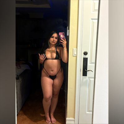˚ʚ♡ɞ˚ Mommy Nicole ˚ʚ♡ɞ˚