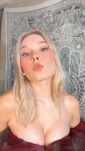 💕𝑃𝑟𝑖𝑛𝑐𝑒𝑠𝑠 𝑃𝑖𝑛𝑘𝑦 💕 profile photo 2